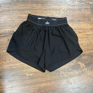ALO Yoga Match Point Shorts XS